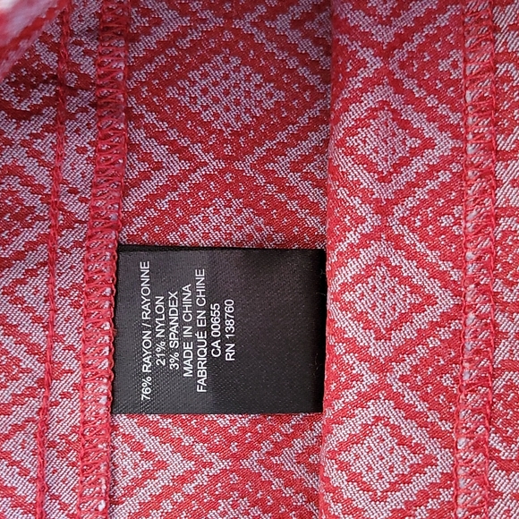 RW&Co Red Pattern pull on pencil career wear skirt Sz S - Picture 8 of 8